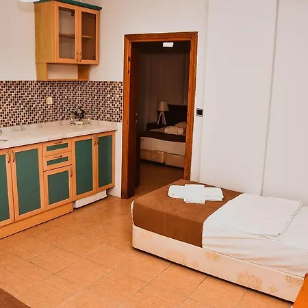 New Garden Aparthotelside Apartmanhotel
