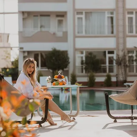Apart Otel New Garden Aparthotelside